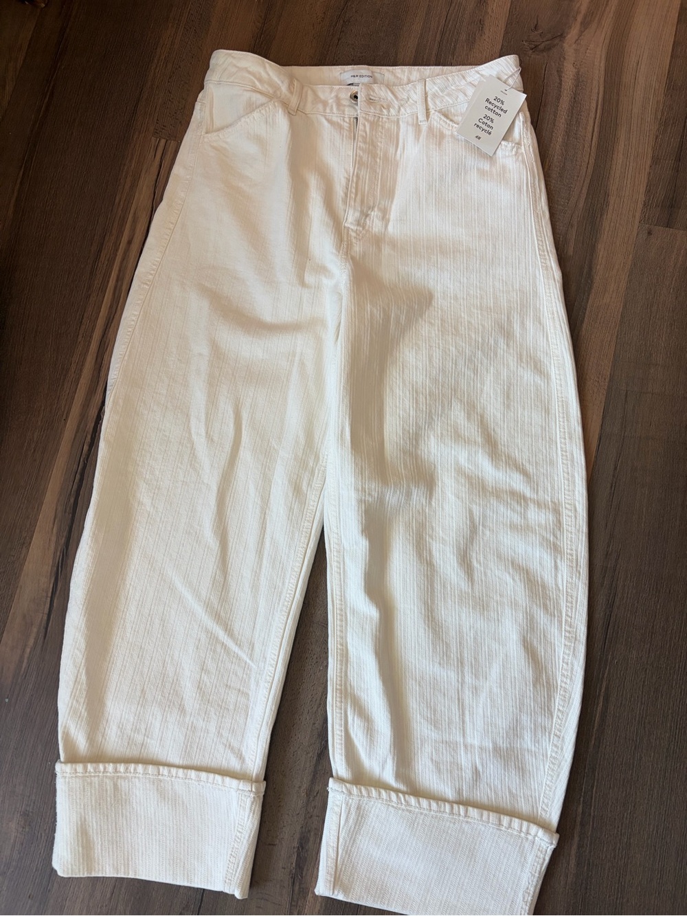 NWT White Barrel Jeans
